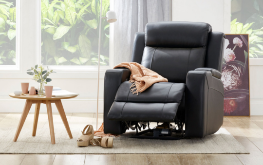 Best Recliner for Heavy Person 2024: Reviews + Buying Guide